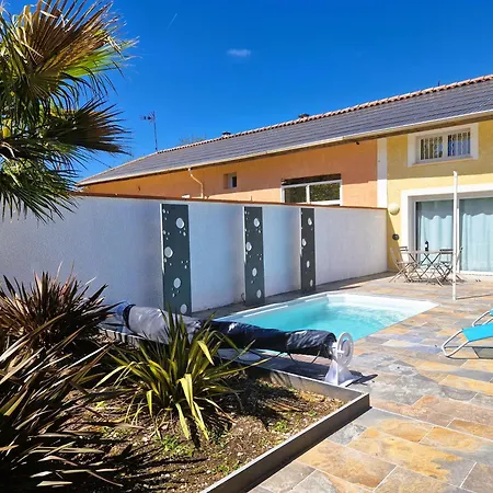 Le Nature Bien-etre Piscine Chauffee Privee Du Tarn Entre Toulouse Et Albi & Les Du Tarn Vakantiehuis *