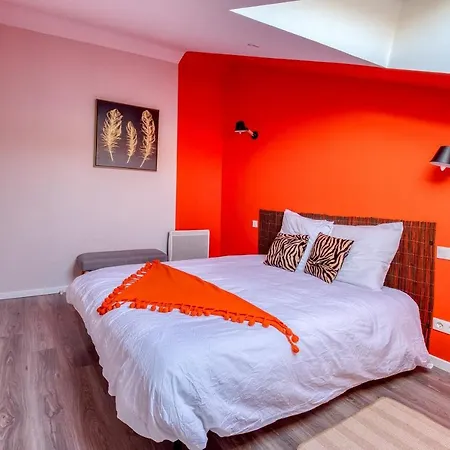 Le Nature Bien-etre Piscine Chauffee Privee Du Tarn Entre Toulouse Et Albi & Les Du Tarn Casa de Férias Peyrole