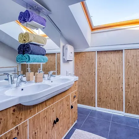 Le Nature Bien-etre Piscine Chauffee Privee Du Tarn Entre Toulouse Et Albi & Les Du Tarn Дом отдыха *