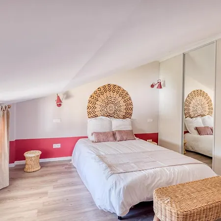 Дом отдыха Le Nature Bien-etre Piscine Chauffee Privee Du Tarn Entre Toulouse Et Albi & Les Du Tarn *