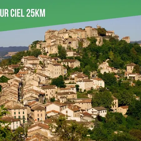 Le Nature Bien-etre Piscine Chauffee Privee Du Tarn Entre Toulouse Et Albi & Les Du Tarn Дом отдыха Peyrole