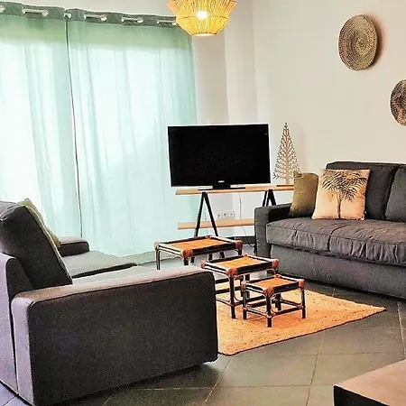 Le Nature Bien-etre Piscine Chauffee Privee Du Tarn Entre Toulouse Et Albi & Les Du Tarn Casa de Férias *